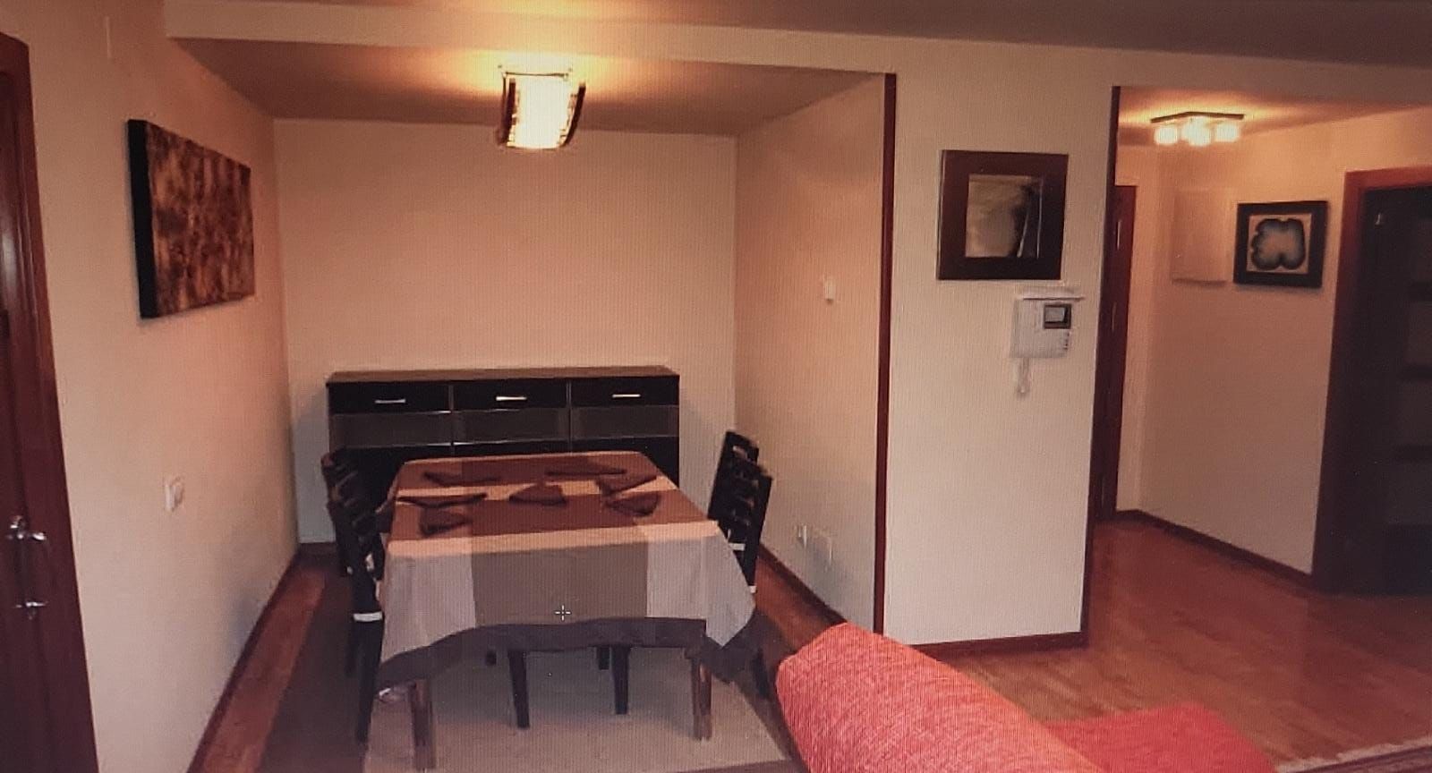 Pis en venda en Gijón  amb Calefacció, Jardí privat i Parquet