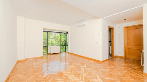 Foto 5 de Piso en venta en Golfo de Salónica, 63, Costillares, Madrid