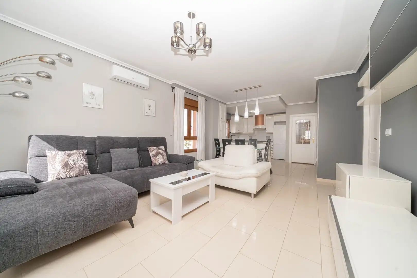 Apartamento con piscina en venta en Orihuela Costa, imagen 5