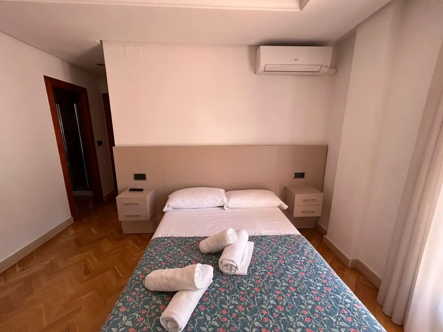 Schlafzimmer von Wohnung zum Verkauf in Albacete mit Klimaanlage, Heizung und Parkett