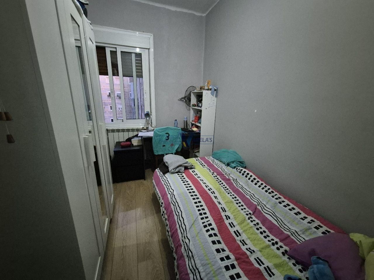 Habitación de Piso en venta en Ourense Capital  con Calefacción y Amueblado