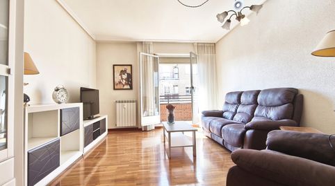 Foto 2 de Piso en venta en San Millán - Ayuntamiento, Logroño