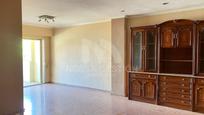 Living room of Flat for sale in  Valencia Capital  with Air Conditioner and Balcony