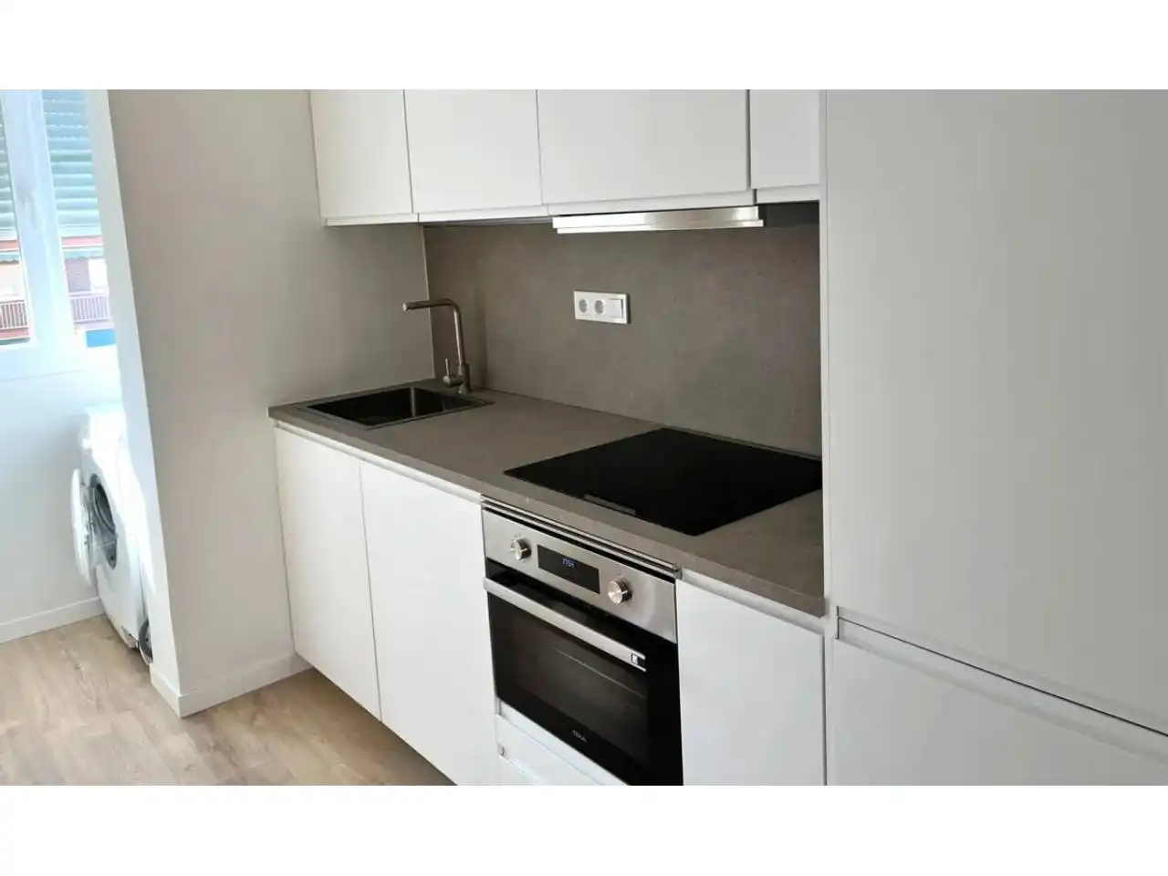 Küche von Wohnung zum Verkauf in Sant Joan Despí mit Klimaanlage, Heizung und Parkett