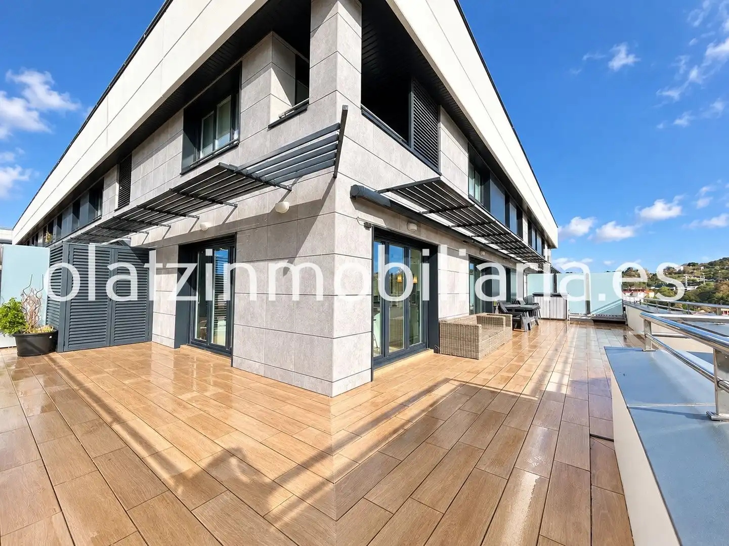 Piso con ascensor en venta en Lasesarre