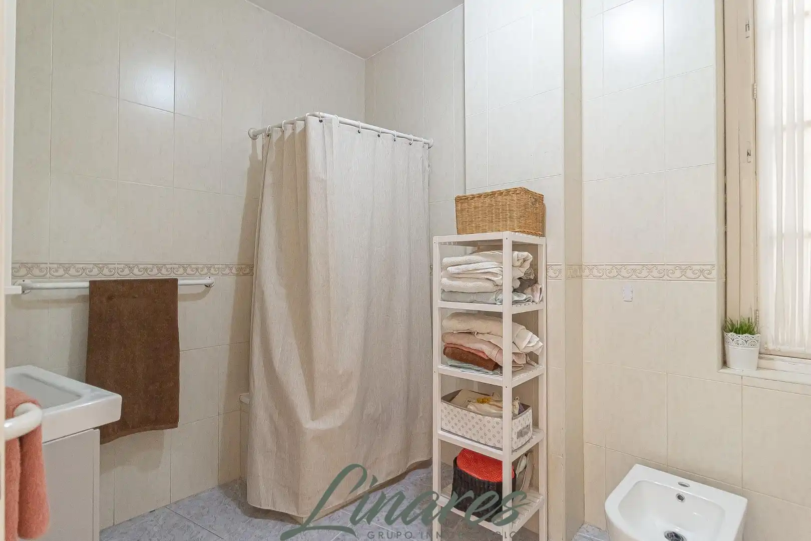 Bany de Apartament en venda en Cartagena amb Balcó