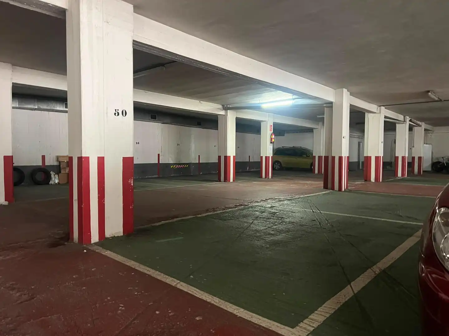 Aparcament de Garatge en venda en Cambre 