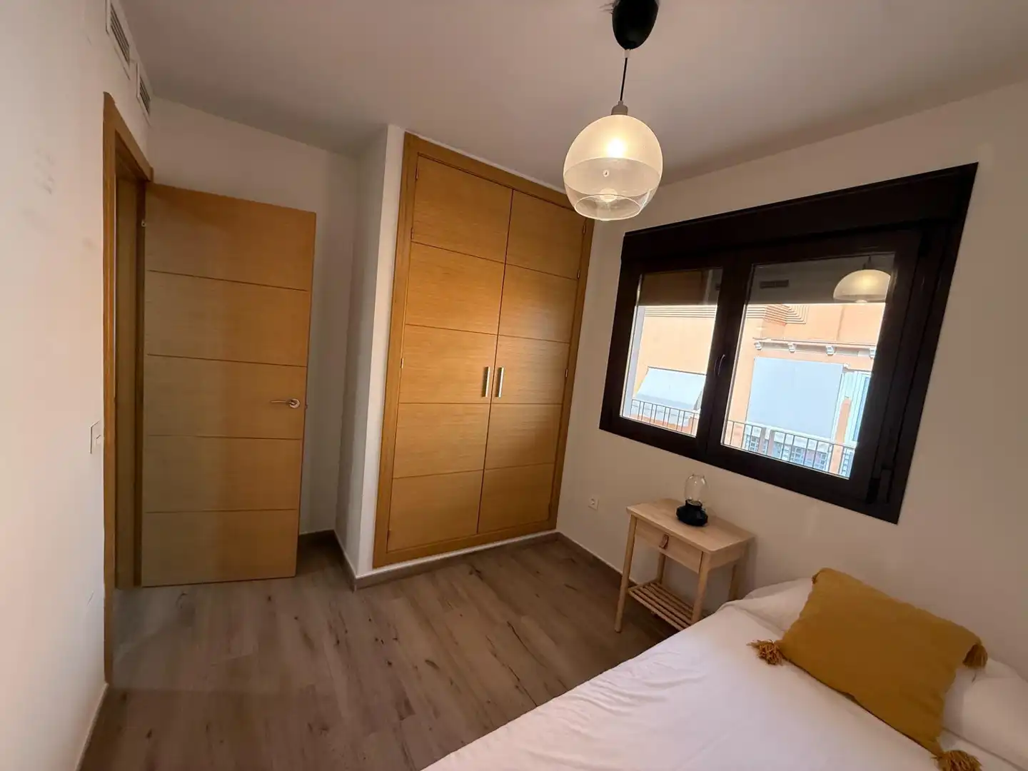 Dormitori de Apartament de lloguer en Málaga amb Aire condicionat i Calefacció