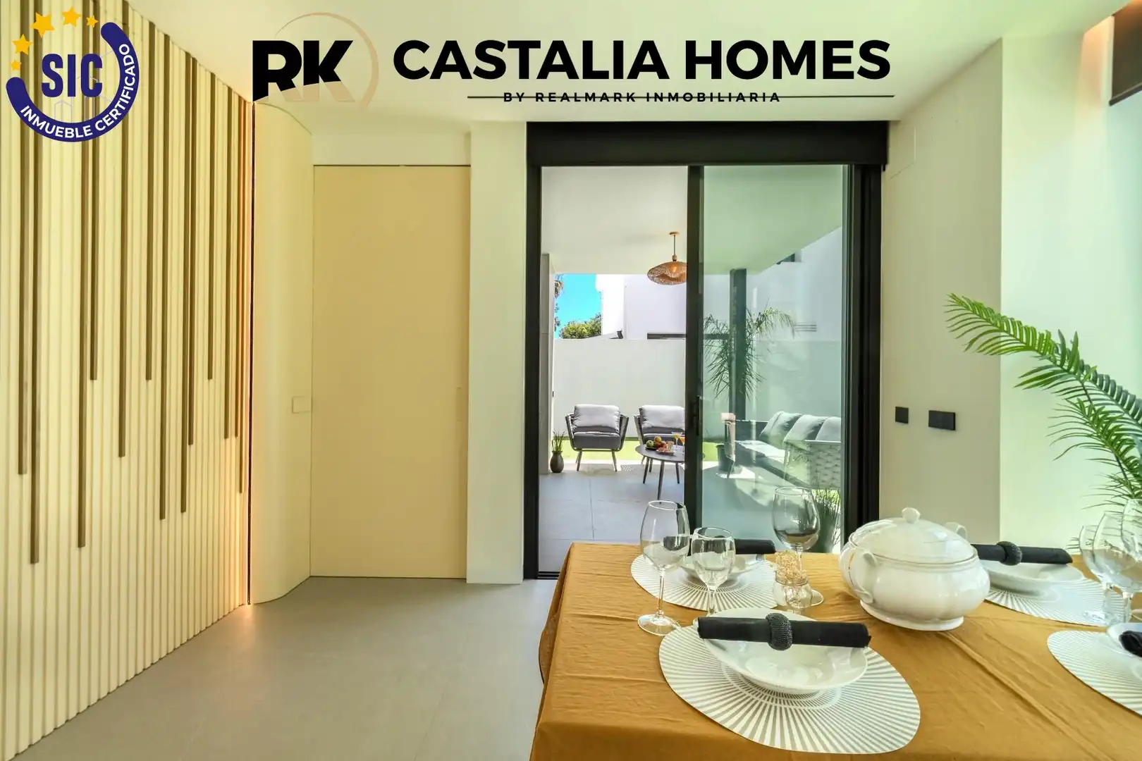 Dormitori de Casa o xalet en venda en Castellón de la Plana / Castelló de la Plana amb Aire condicionat, Calefacció i Jardí privat