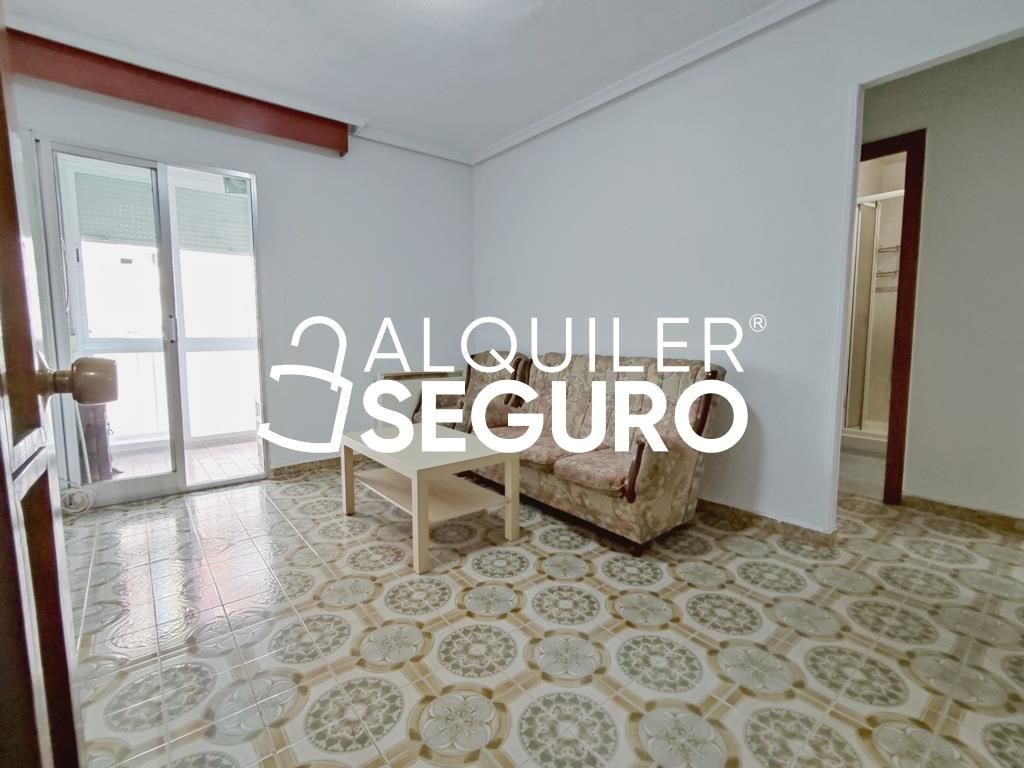 Sala de estar de Piso de alquiler en  Madrid Capital con Aire acondicionado, Calefacción y Terraza