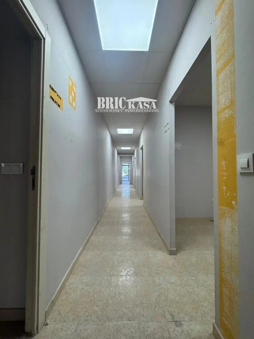 Local comercial en alquiler en SANTA LUISA DE MARILLAC, imagen 3