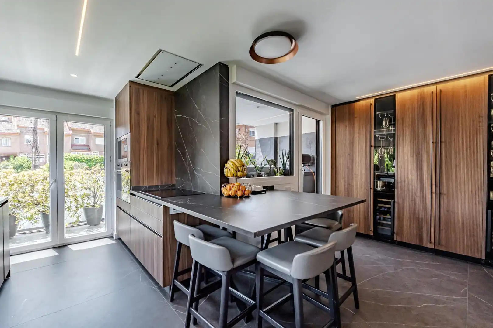 Cocina de Casa adosada en venta en Pozuelo de Alarcón con Aire acondicionado, Calefacción y Piscina