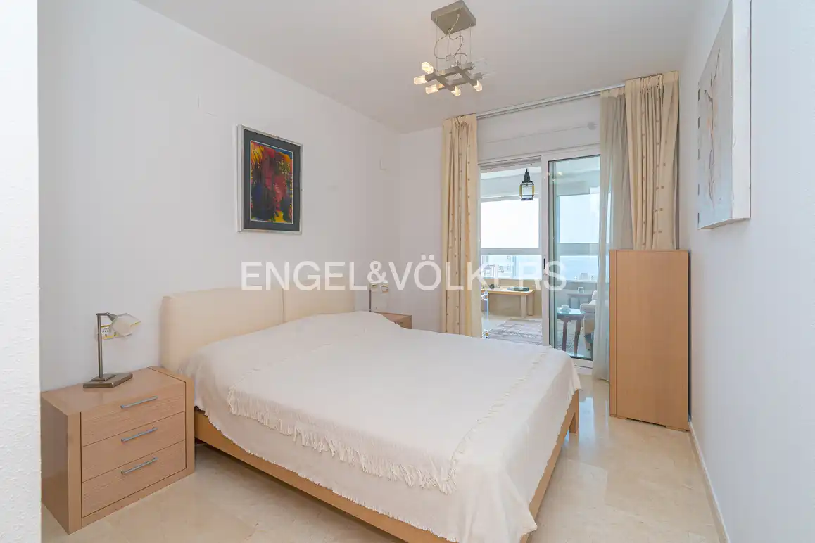 Dormitori de Àtic en venda en Benidorm amb Aire condicionat, Jardí privat i Piscina comunitària