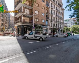 Vista exterior de Pis en venda en  Granada Capital amb Balcó