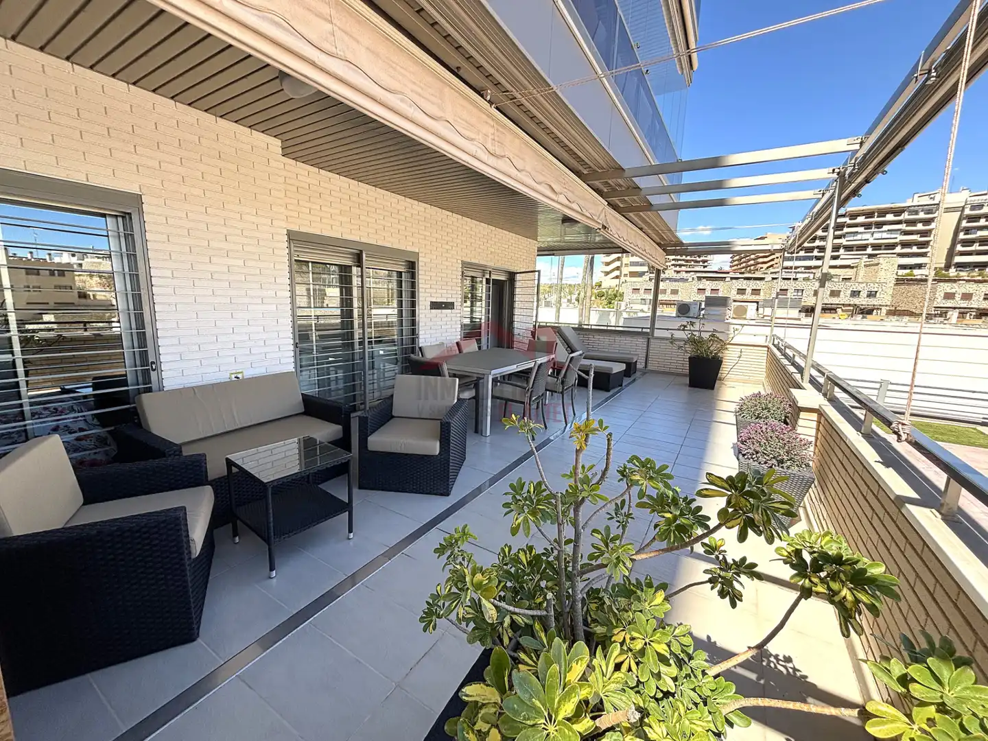 Planta baixa de lloguer a Los Arenales del Sol