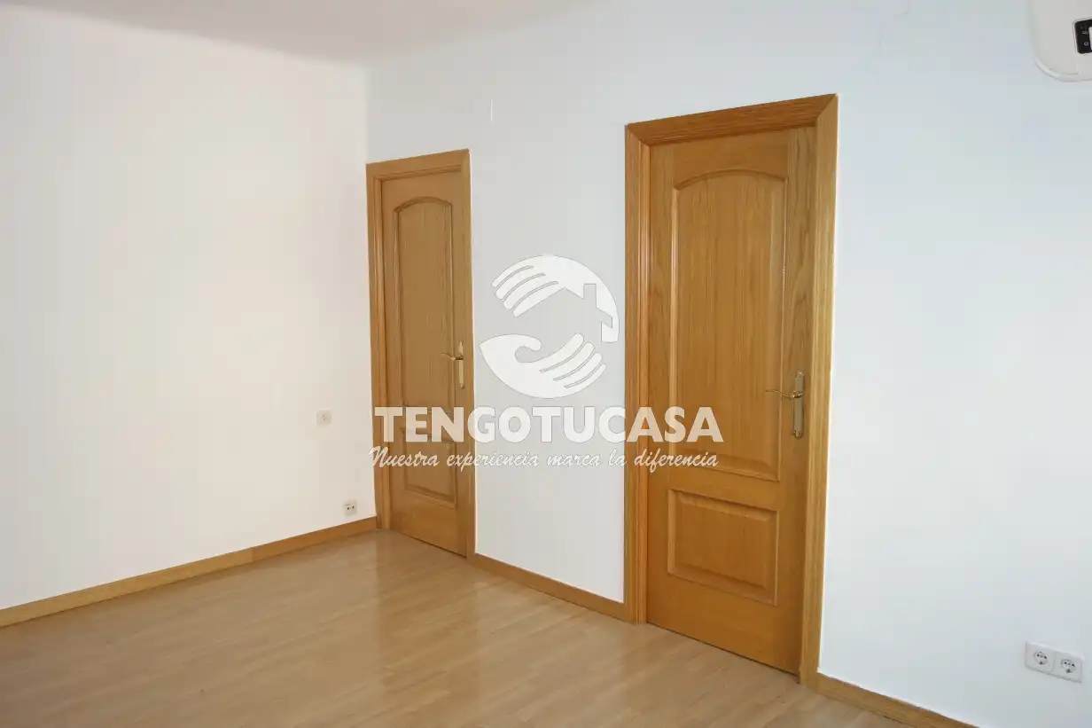 Habitación de Piso en venta en Madrid con Aire acondicionado, Calefacción y Horno