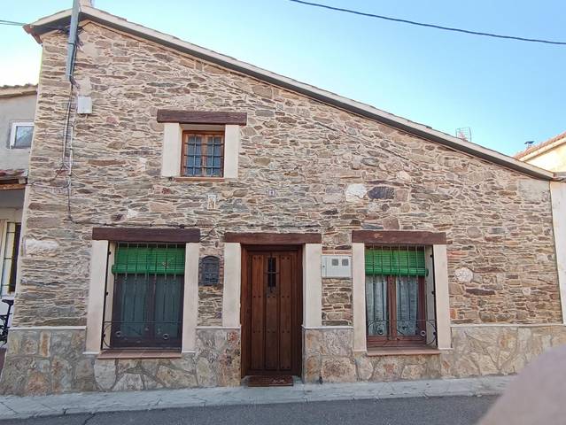 Casa-chalet en Venta en Migueláñez