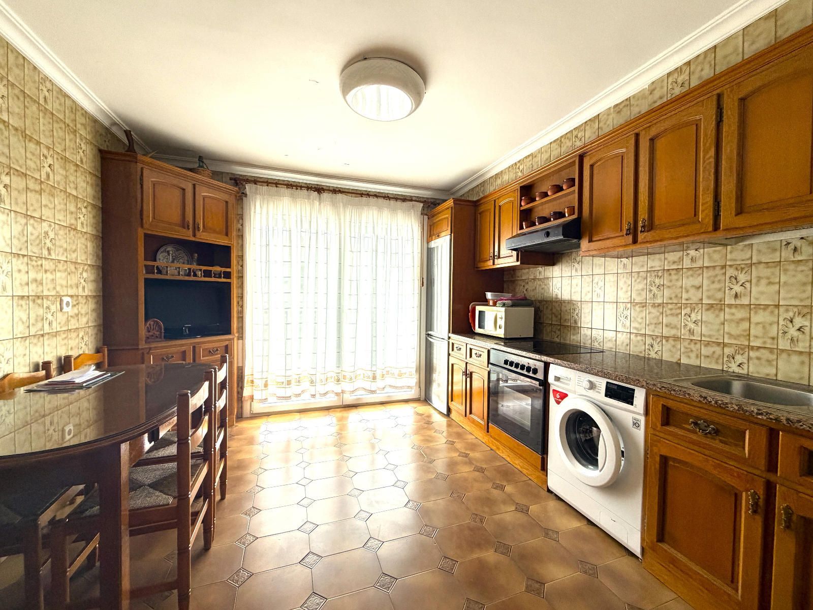 Kitchen of Flat for sale in Lasarte-Oria  with Heating, Parquet flooring and Terrace