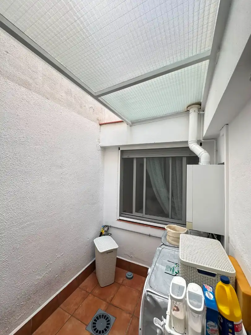 Balcony of Ground floor for sale in Badalona  with Air Conditioner, Heating and Terrace