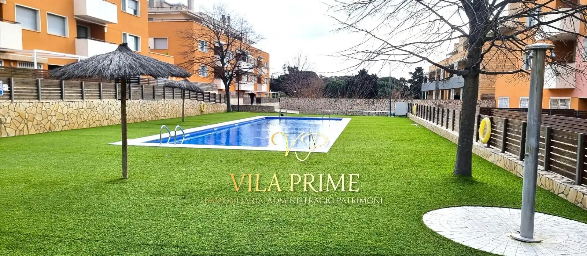 Piscina de Dúplex en venda en Sant Feliu de Guíxols amb Aire condicionat, Calefacció i Jardí privat