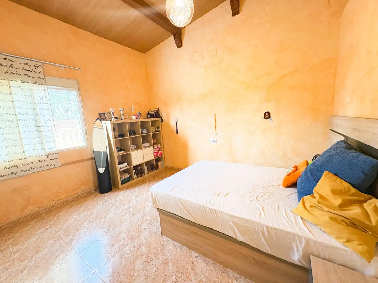 Schlafzimmer von Einfamilien-Reihenhaus zum Verkauf in San Isidro mit Klimaanlage, Privatgarten und Terrasse