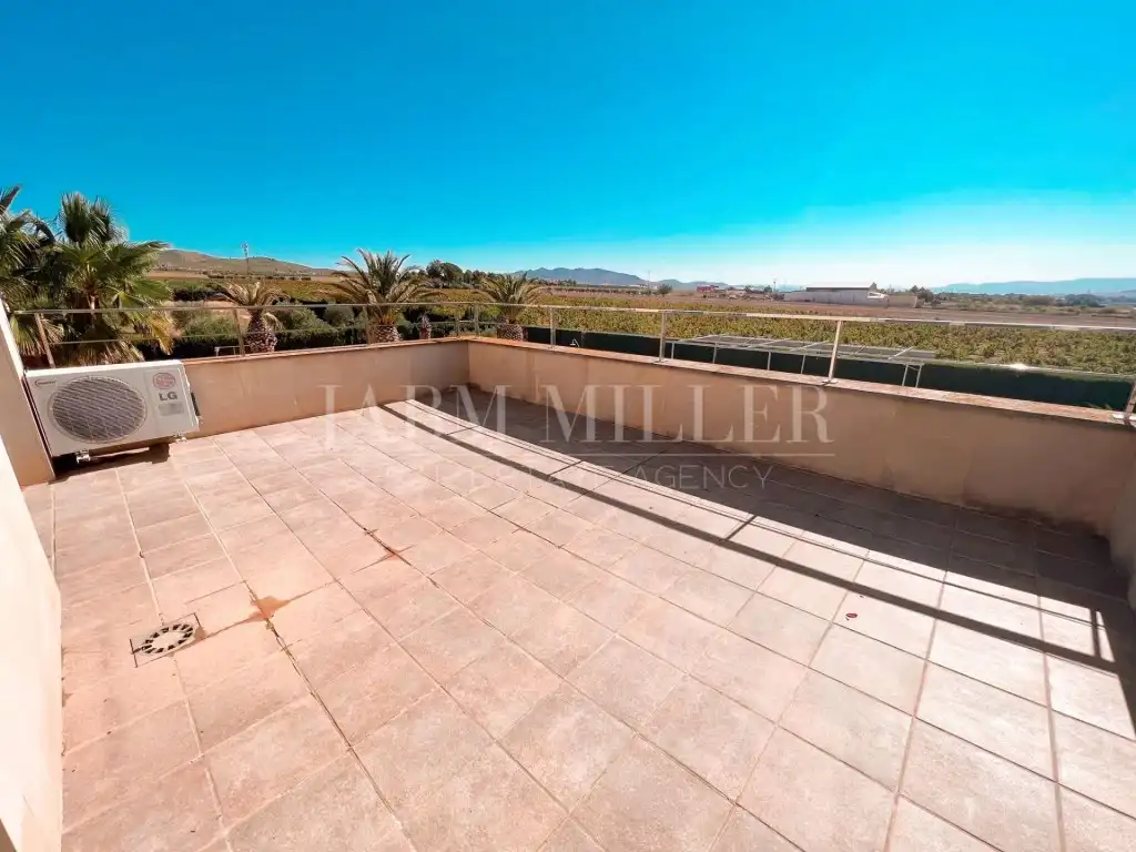 Terrassa de Casa o xalet en venda en Yecla amb Aire condicionat, Calefacció i Jardí privat