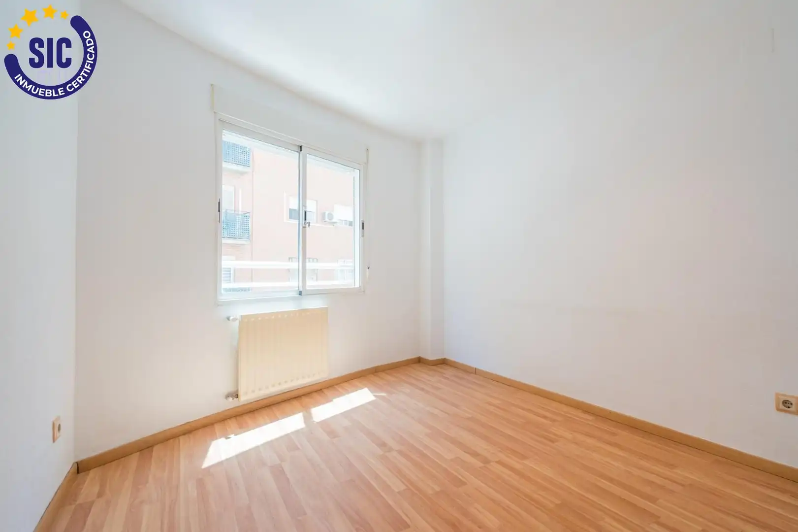 Habitación de Piso en venta en Valencia con Aire acondicionado, Calefacción y Terraza