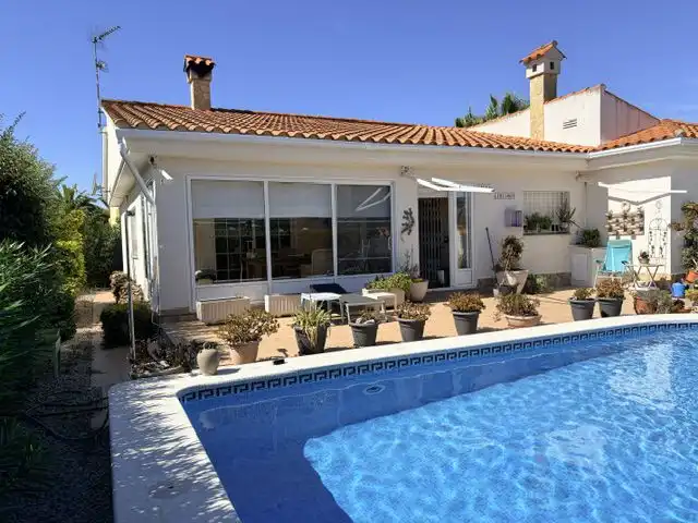 Xalet amb piscina en venda a Eucaliptus- Poble Nou del Delta, imagen 44