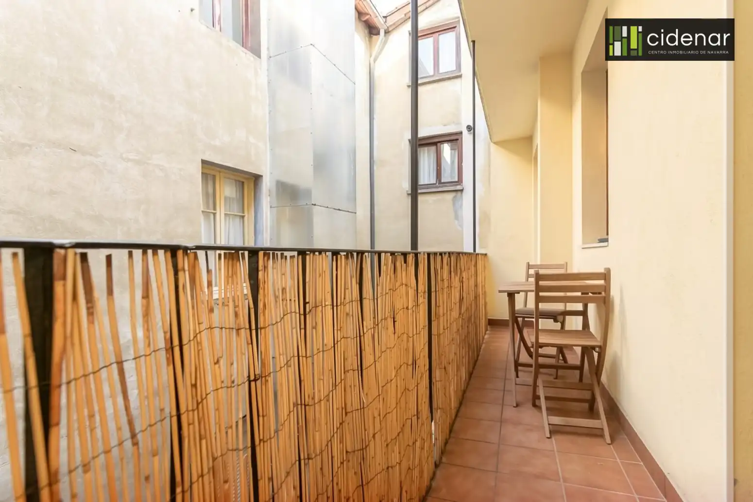 Terrassa de Pis en venda en  Pamplona / Iruña amb Moblat i Balcó