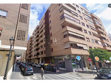 Appartement avec balcon à vendre à Calle Arquitecto Lucini