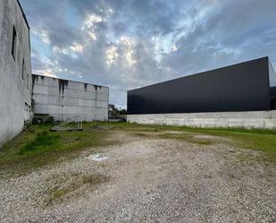 Vista exterior de Terreny industrial de lloguer en Santa Cruz de Bezana
