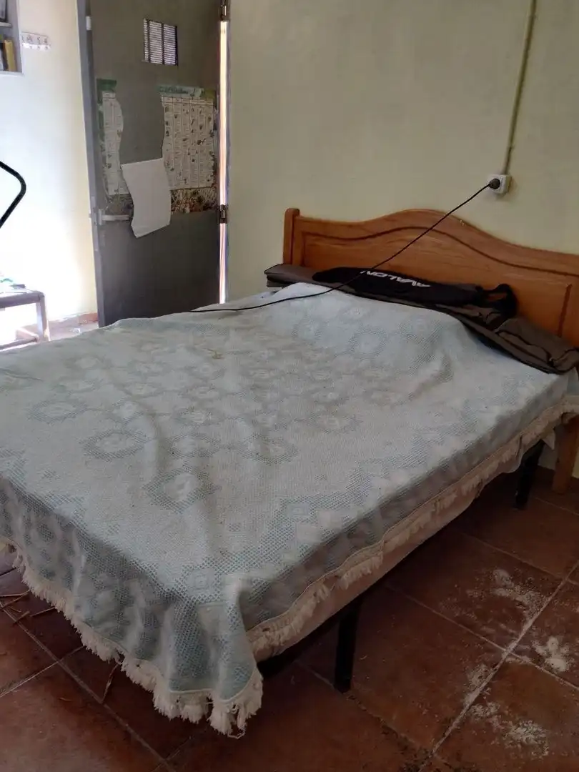 Dormitori de Finca rústica en venda en La Ràpita amb Aire condicionat, Calefacció i Jardí privat
