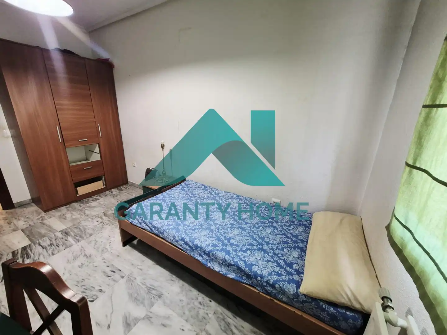 Piso en venta en Cáceres con Terraza, Trastero y Amueblado
