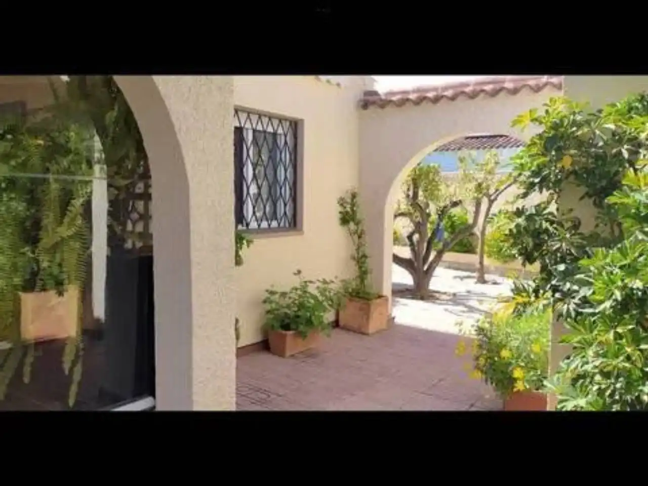 Jardí de Casa o xalet en venda en L'Alfàs del Pi amb Aire condicionat i Terrassa