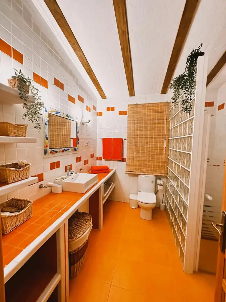 Bathroom of Country homes for sale in Pozo Alcón  with Private garden, Terrace and Storage room