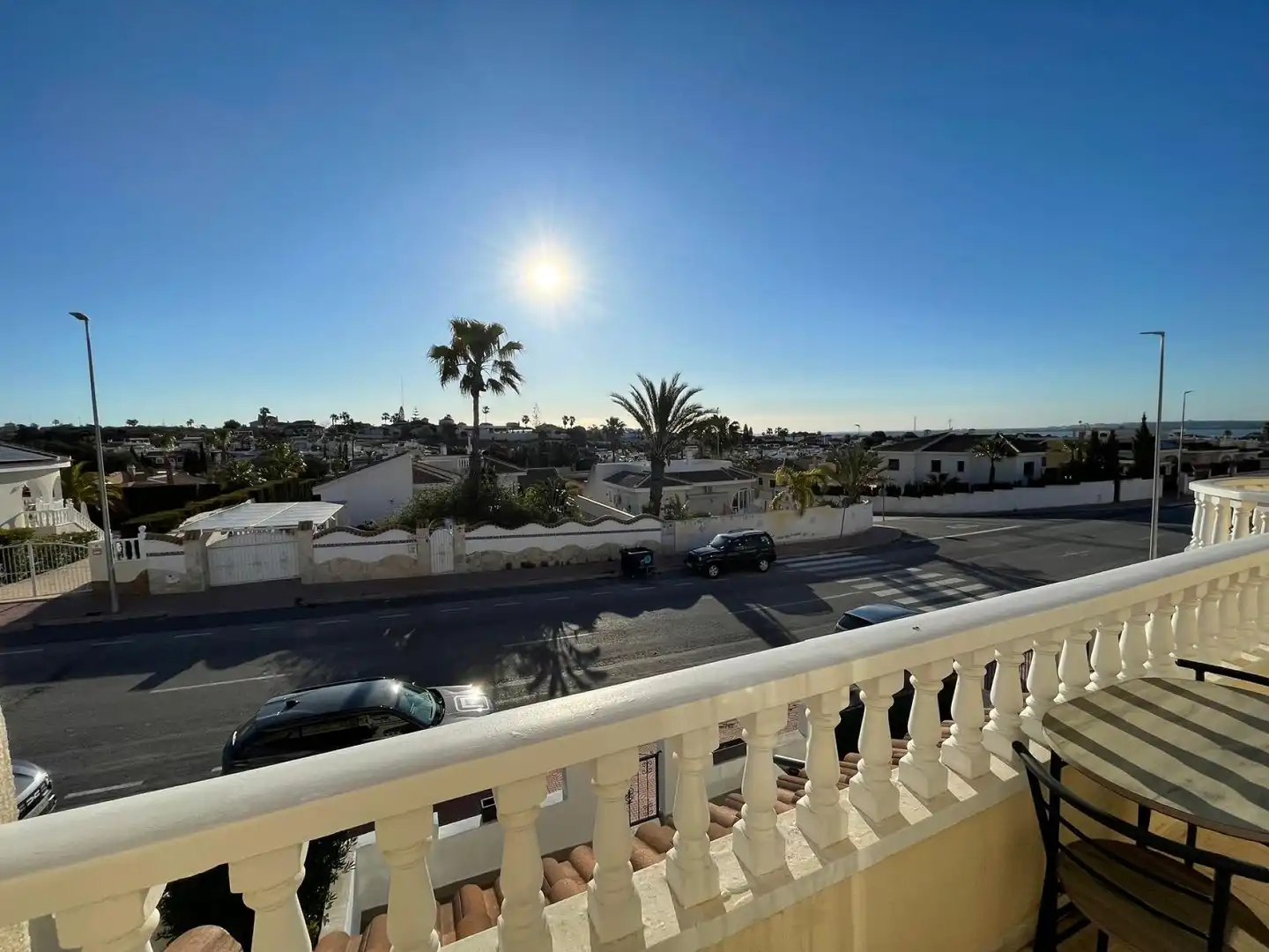 Vista exterior de Casa adosada en venda en Rojales amb Aire condicionat, Terrassa i Piscina
