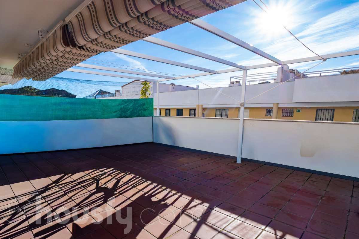 Terrace of Flat for sale in Benalmádena  with Air Conditioner, Terrace and Community pool