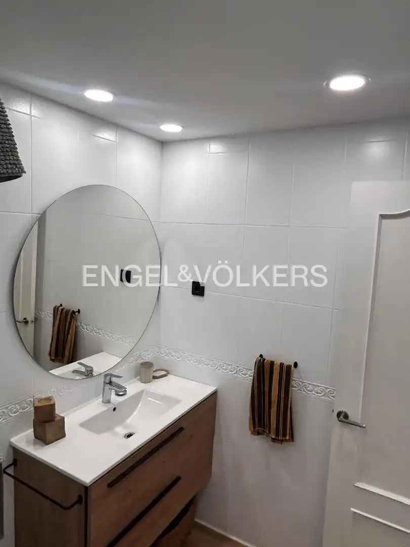 Baño de Dúplex de alquiler en Barcelona con Aire acondicionado, Calefacción y Parquet