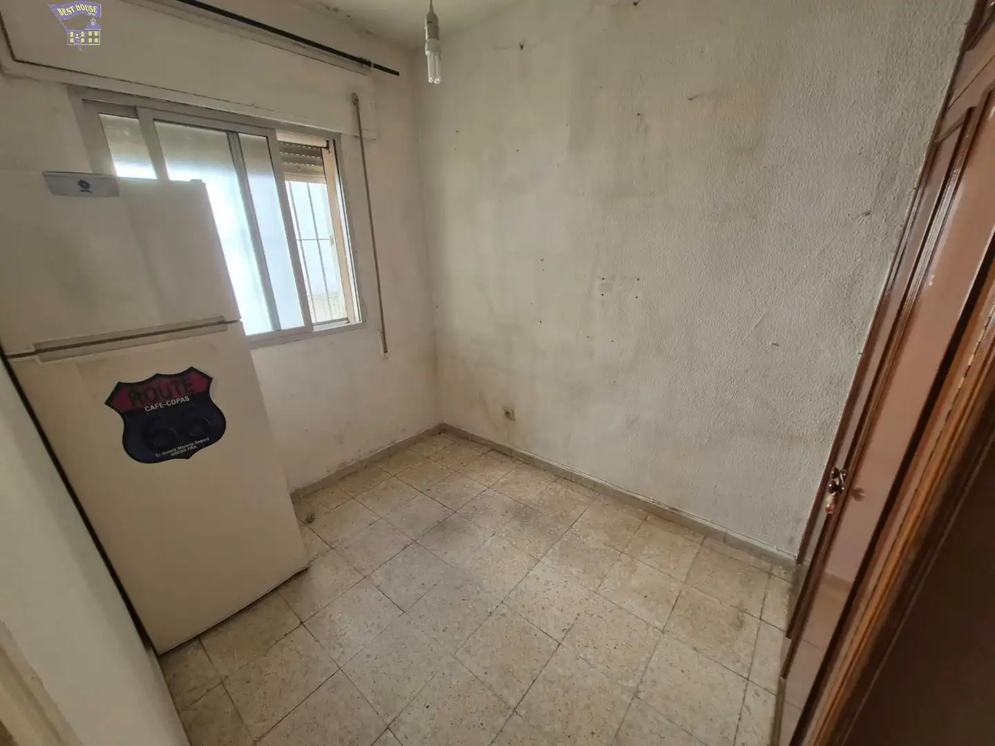 Habitación de Piso en venta en Arcos de la Frontera con Amueblado y Balcón