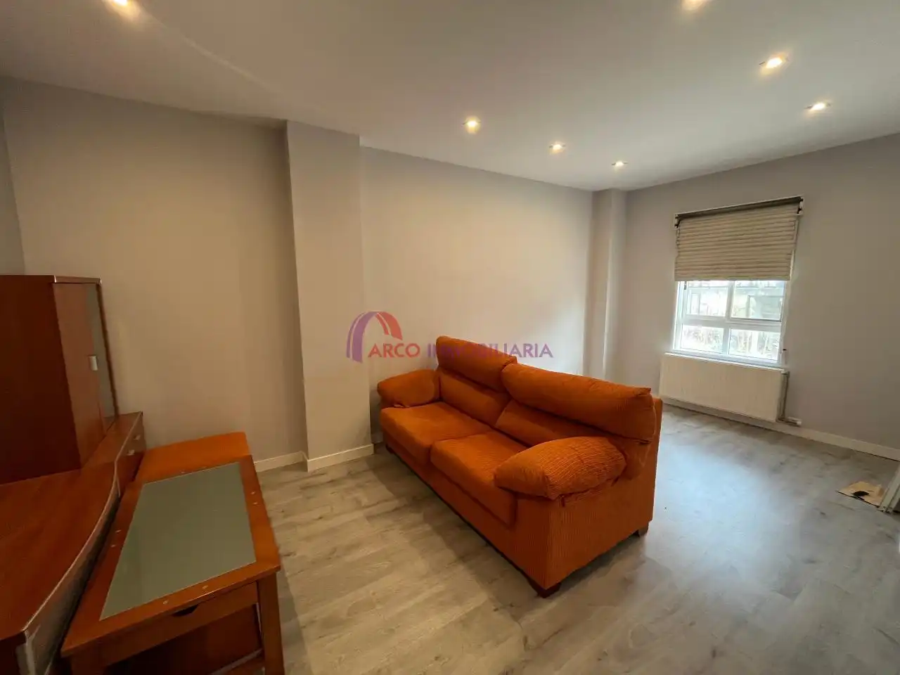Apartament en venda en Burgos amb Calefacció, Terrassa i Traster