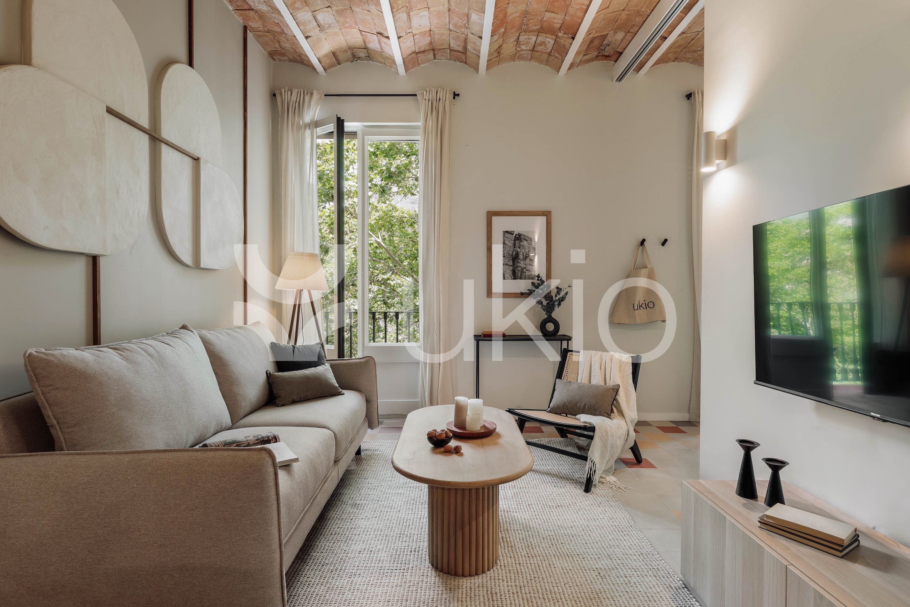 Sala d'estar de Apartament de lloguer en  Barcelona Capital amb Aire condicionat, Calefacció i Moblat