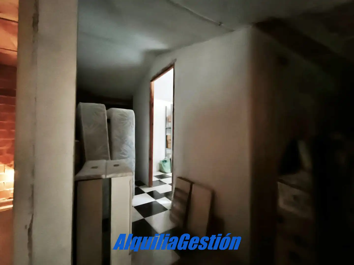 Casa adosada en venta en Tamajón con Calefacción, Terraza y Balcón