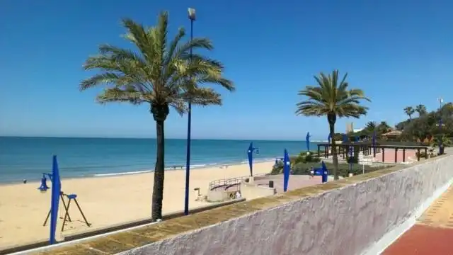 Vista exterior de Planta baixa en venda en Chiclana de la Frontera amb Terrassa, Traster i Moblat