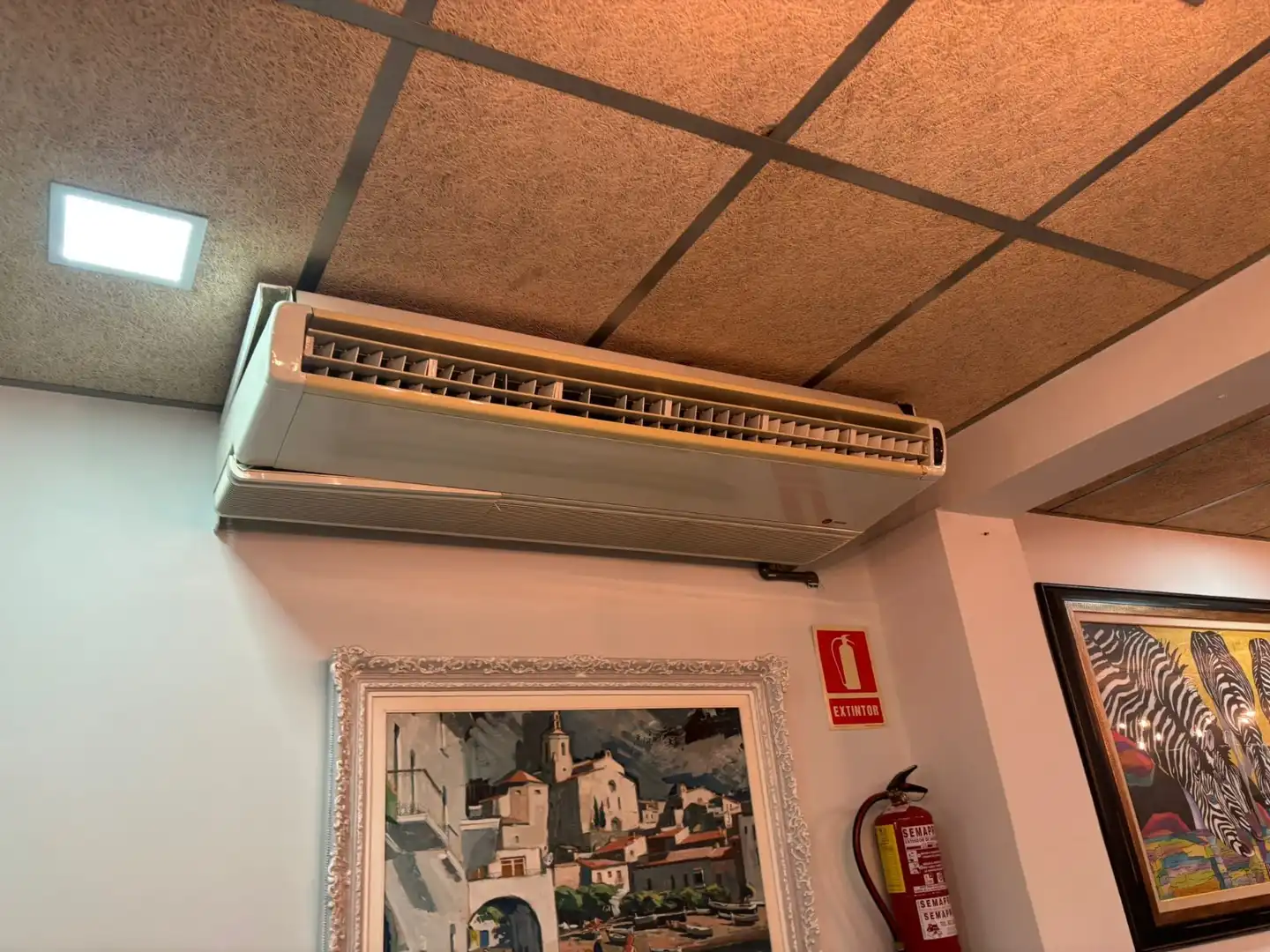 Business premises for transfer in Sant Martí, imagen 14