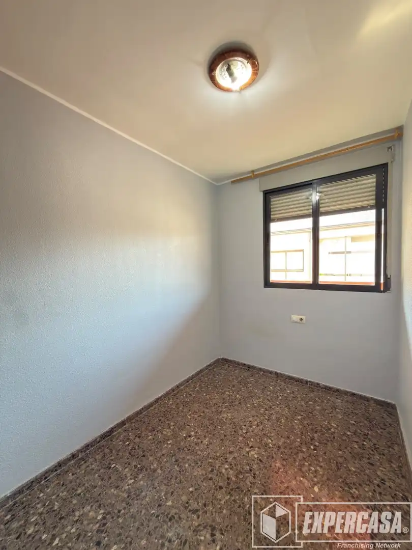 Habitación de Ático en venta en Alginet con Parquet, Terraza y Trastero