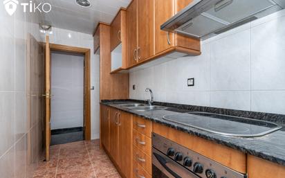 Kitchen of Flat for sale in Sabadell