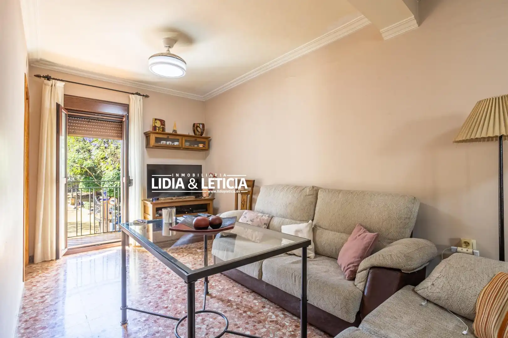Living room of Houses for sale in Alcalá de Guadaira  with Air Conditioner, Heating and Terrace