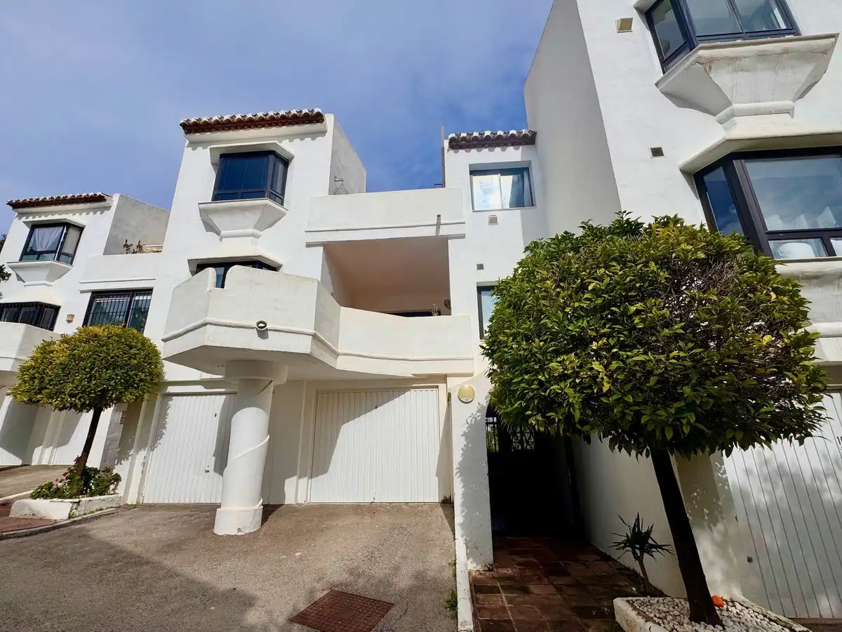 Apartament amb piscina en venda a Calahonda, imagen 18