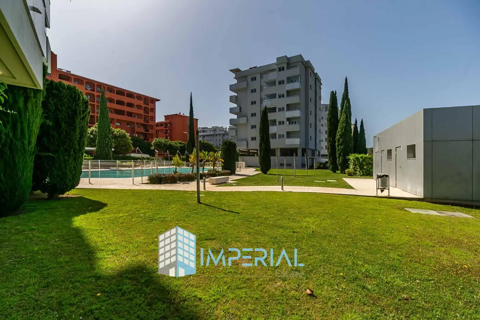 Swimming pool of Flat for sale in Fuengirola  with Air Conditioner, Heating and Terrace