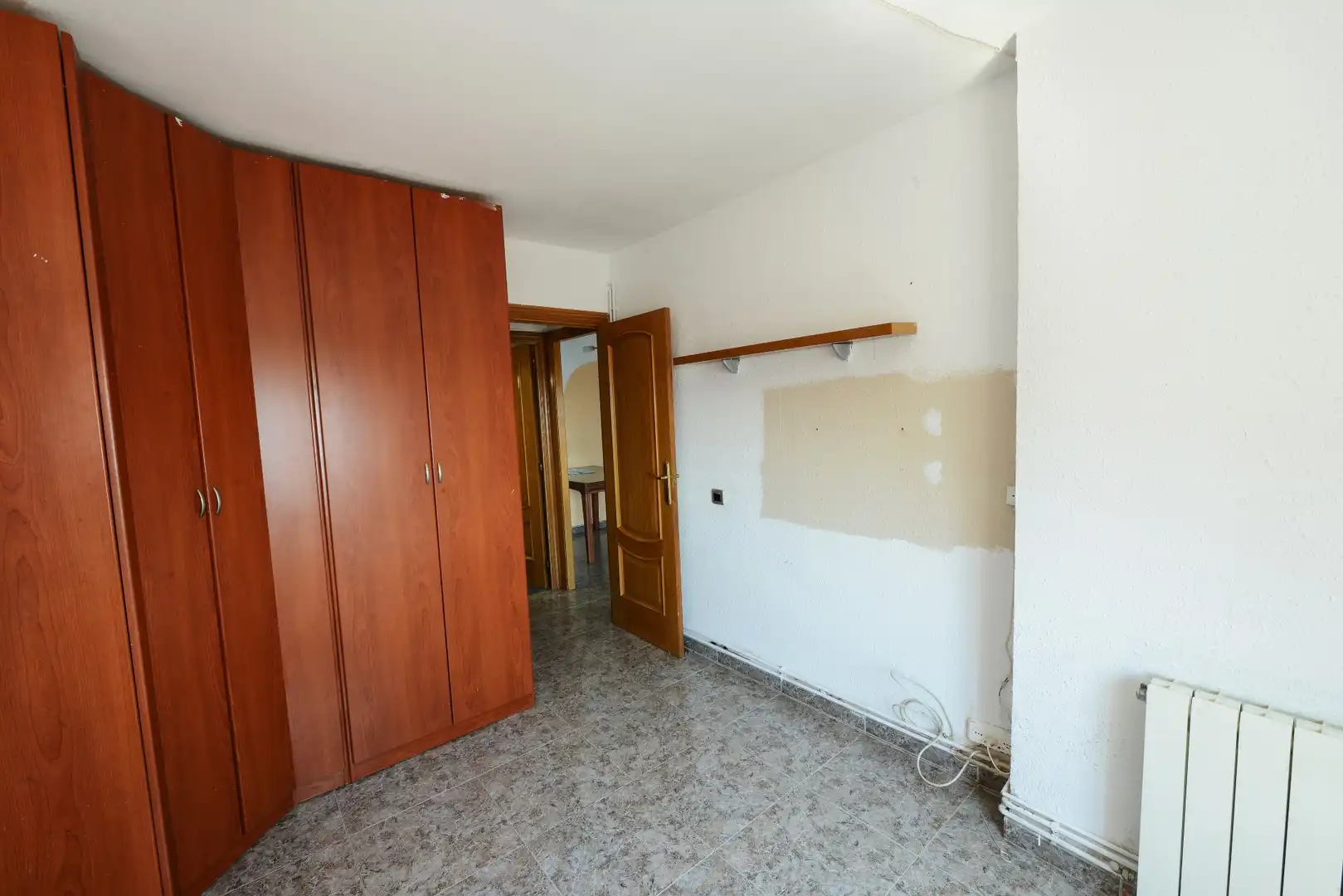 Dormitori de Pis en venda en Barcelona amb Calefacció, Balcó i Alarma